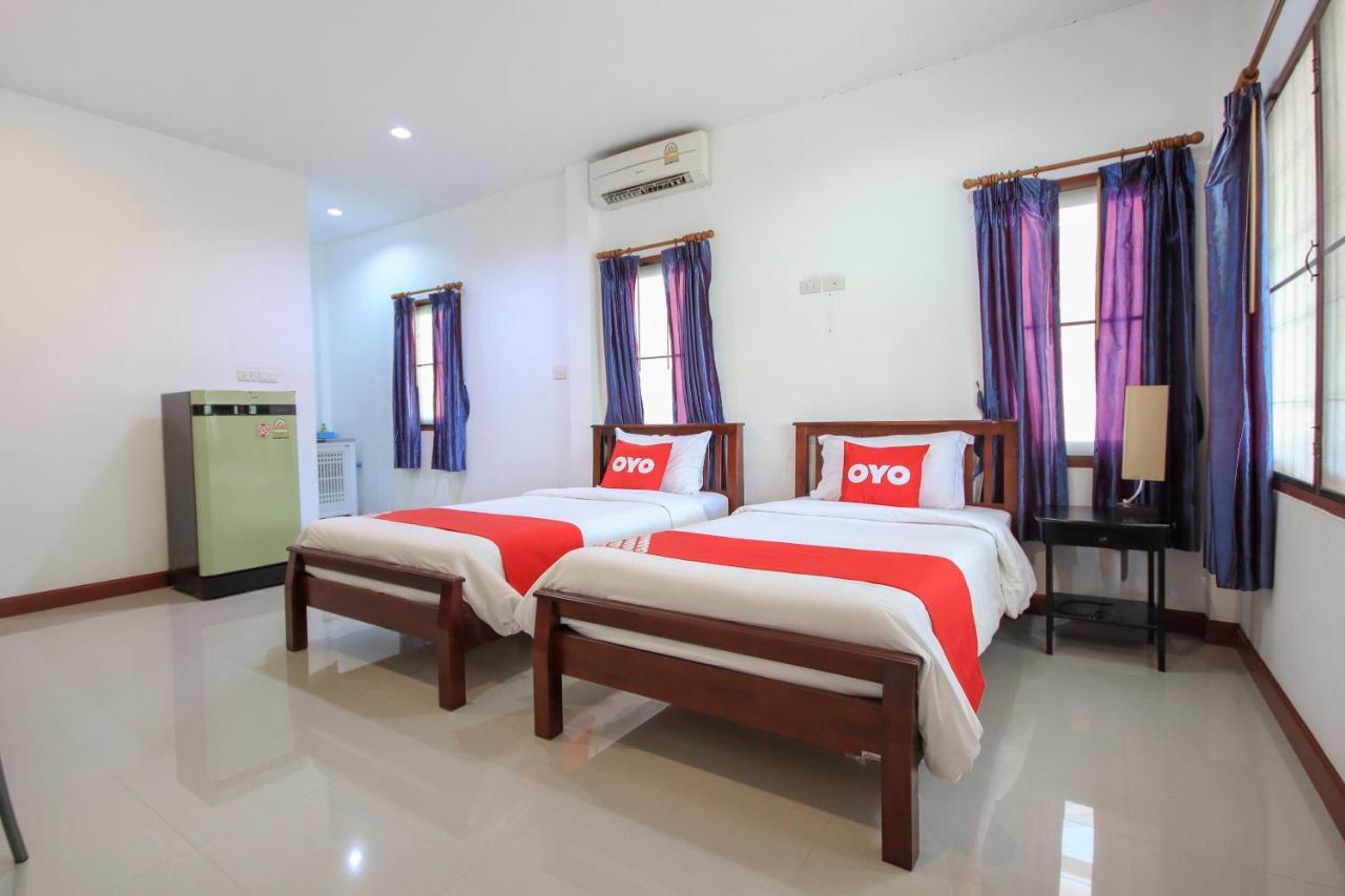 Готель Oyo 75373 Chamil House Nai Harn Екстер'єр фото